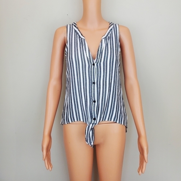 Sanctuary stripe Sleeveless button down shirt - Picture 4 of 12
